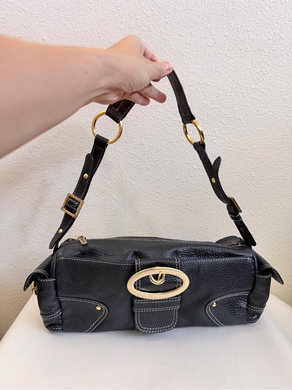 MAXX New York Vintage Y2K Black Leather Shoulder Bag Gold Hardware Side Pockets